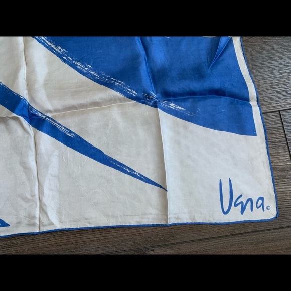 Vera scarf - Picture 3 of 7